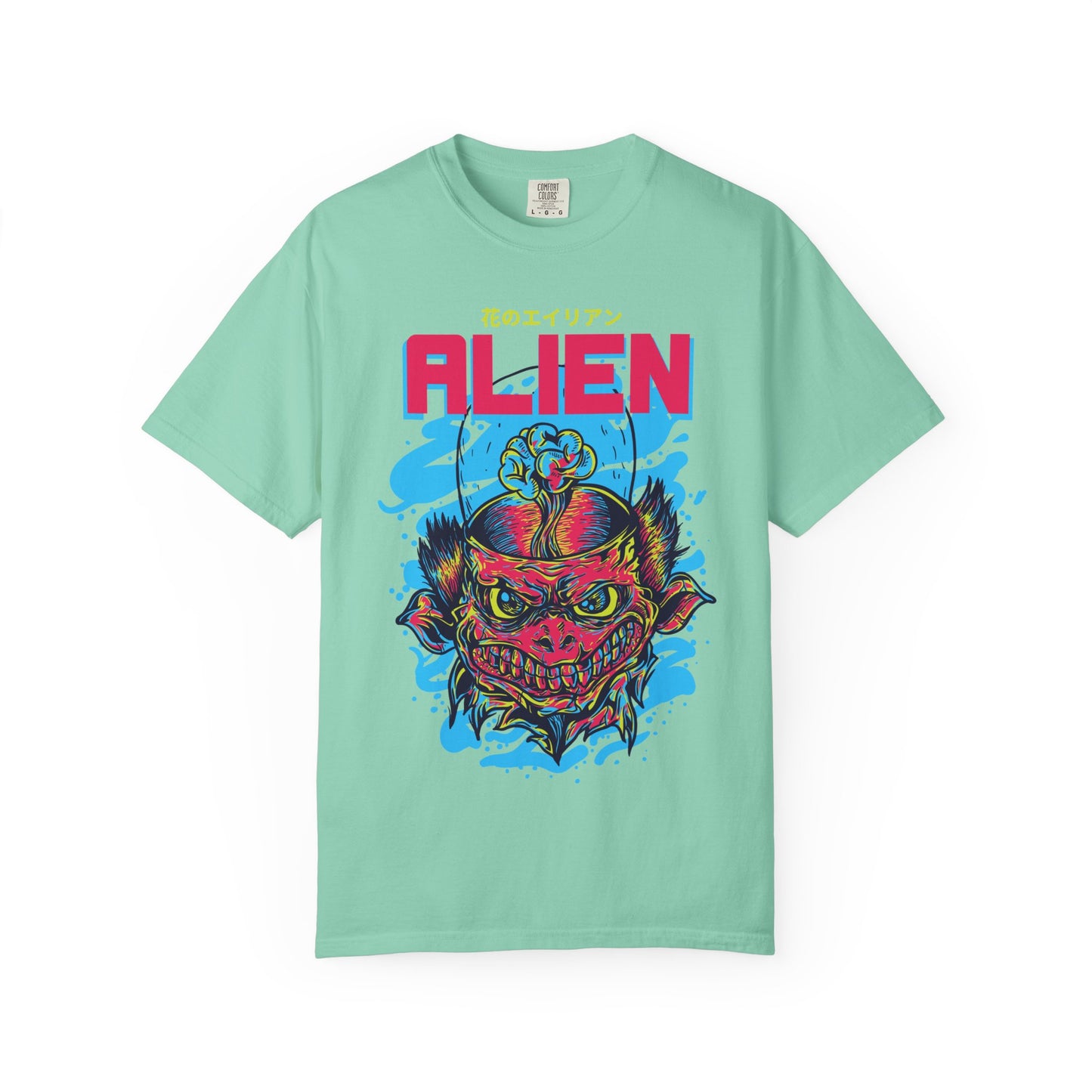 Alien Graphic T-Shirt, Vintage Style Tee, Unisex Tee, Statement Top, Casual Wear, Gift for Sci-Fi Lovers