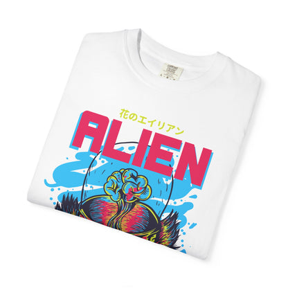 Alien Graphic T-Shirt, Vintage Style Tee, Unisex Tee, Statement Top, Casual Wear, Gift for Sci-Fi Lovers